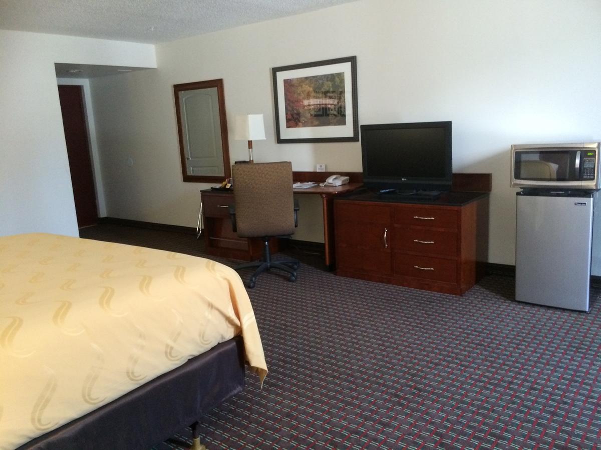 Days Inn By Wyndham Hartsfield Jackson Atlanta Airport West College Park Exterior photo