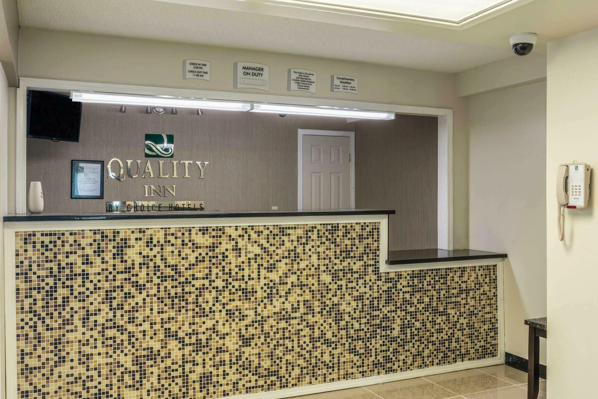 Days Inn By Wyndham Hartsfield Jackson Atlanta Airport West College Park Exterior photo